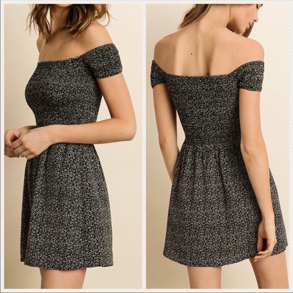 Off Shoulder Mini Dress - Picture 2 of 4